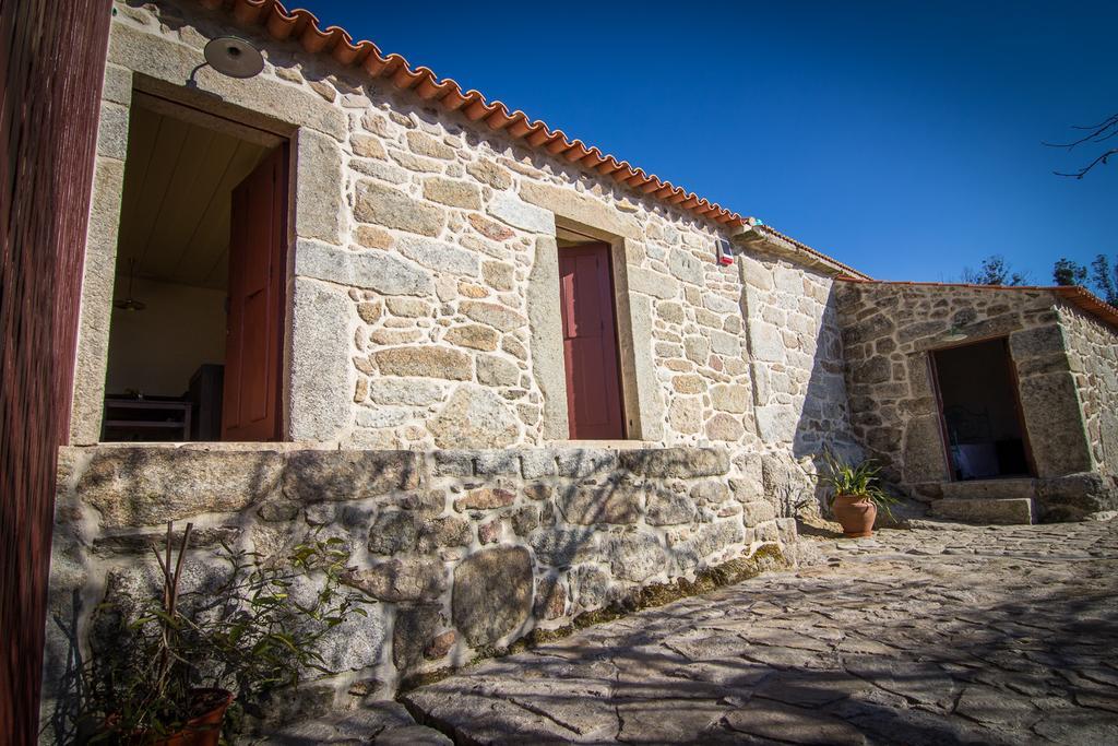 Hostal Casas Dos Avos Vale de Cambra Habitación foto