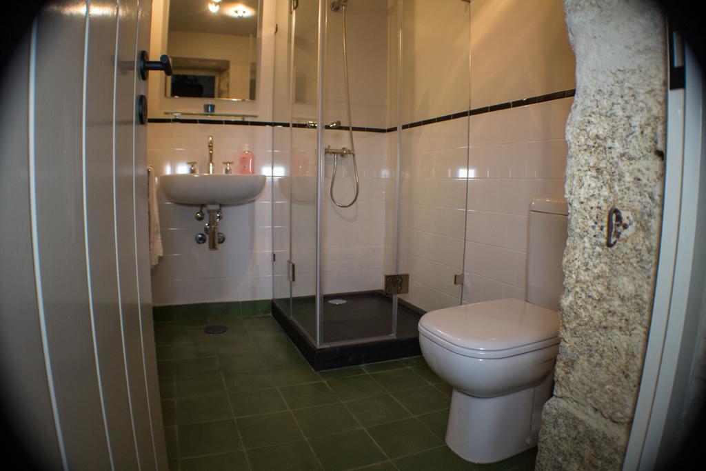 Hostal Casas Dos Avos Vale de Cambra Habitación foto
