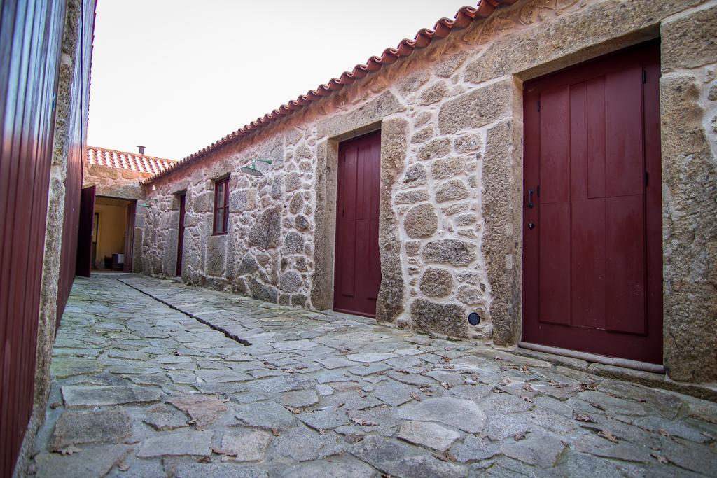 Hostal Casas Dos Avos Vale de Cambra Habitación foto