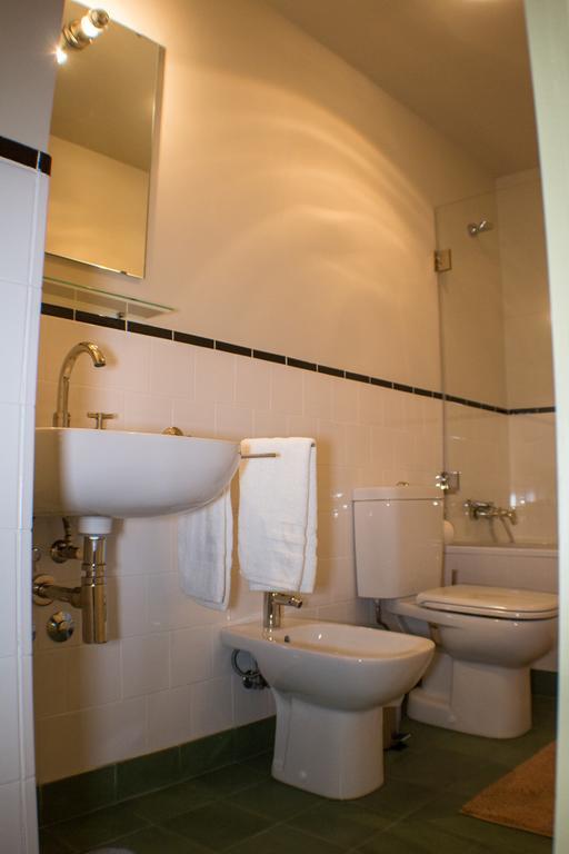 Hostal Casas Dos Avos Vale de Cambra Habitación foto
