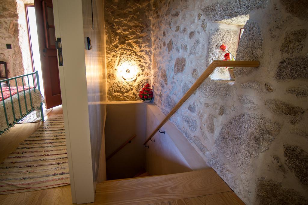 Hostal Casas Dos Avos Vale de Cambra Habitación foto