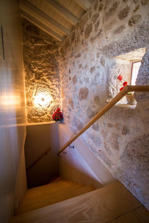 Hostal Casas Dos Avos Vale de Cambra Habitación foto