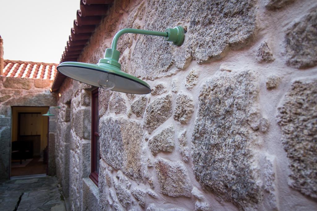 Hostal Casas Dos Avos Vale de Cambra Habitación foto