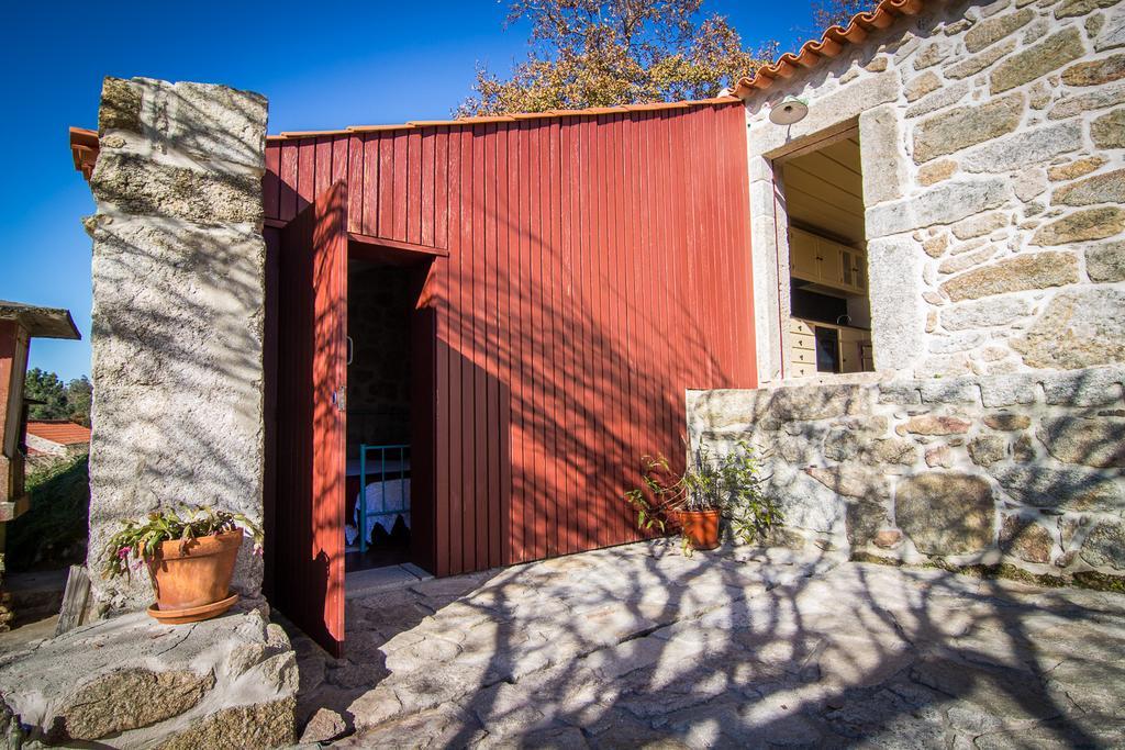 Hostal Casas Dos Avos Vale de Cambra Habitación foto